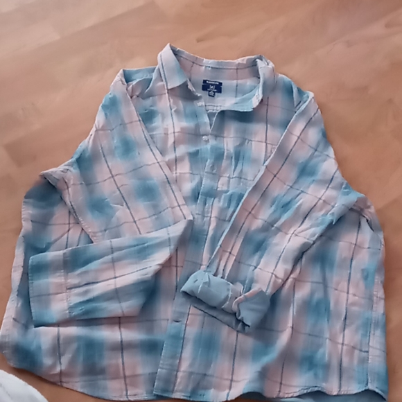 Plus top - Picture 2 of 3